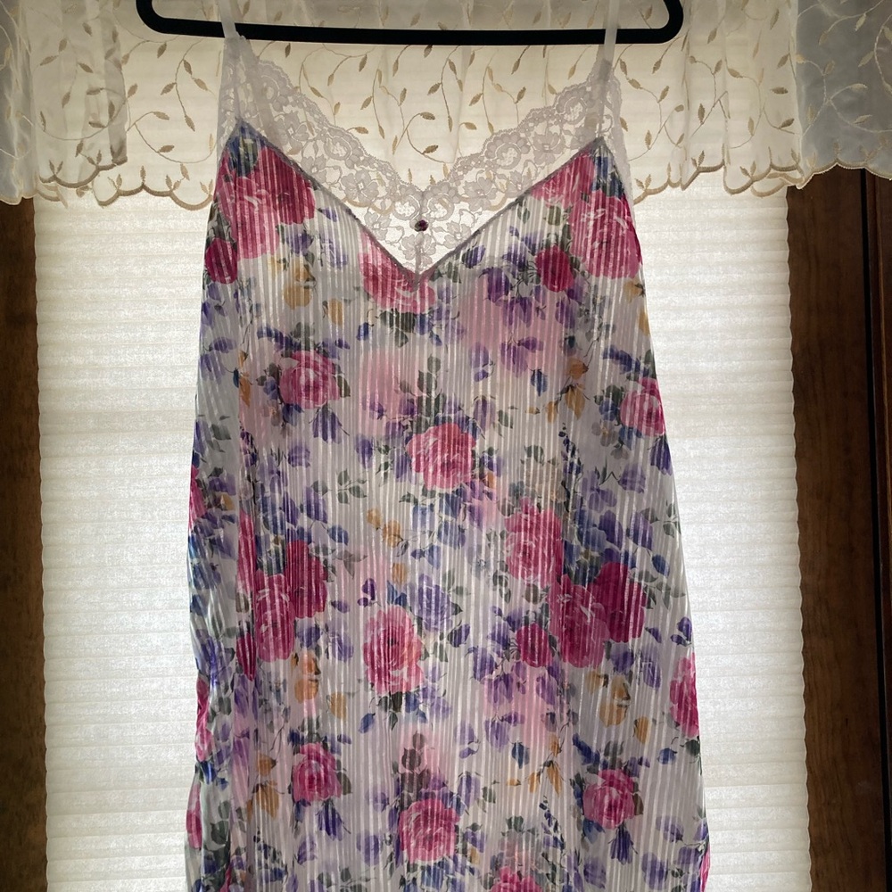 Floral Lace-Trimmed Chemise Lingerie